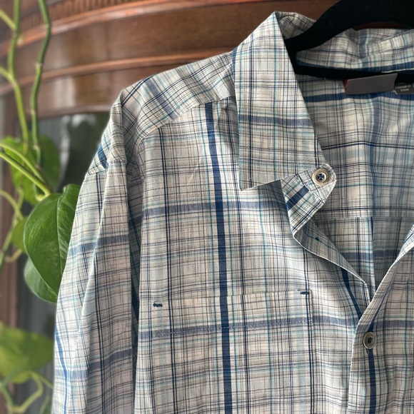 Merrell plaid button down - Picture 3 of 9
